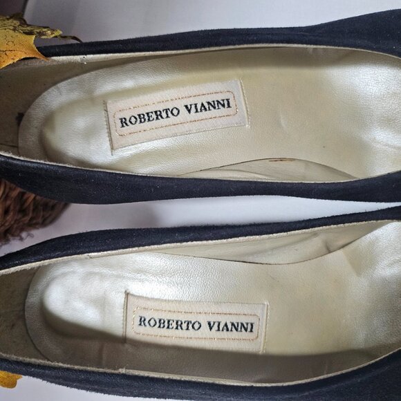 Women’s Black Dress Pumps by Roberto Vianna Size 5 ½ B - GUC - Picture 5 of 9